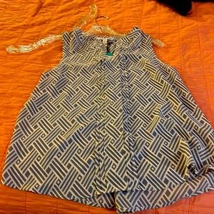 Stitch Fix 41 Hawthorn Breyson sleeveless Classic split neck shell- top NWT